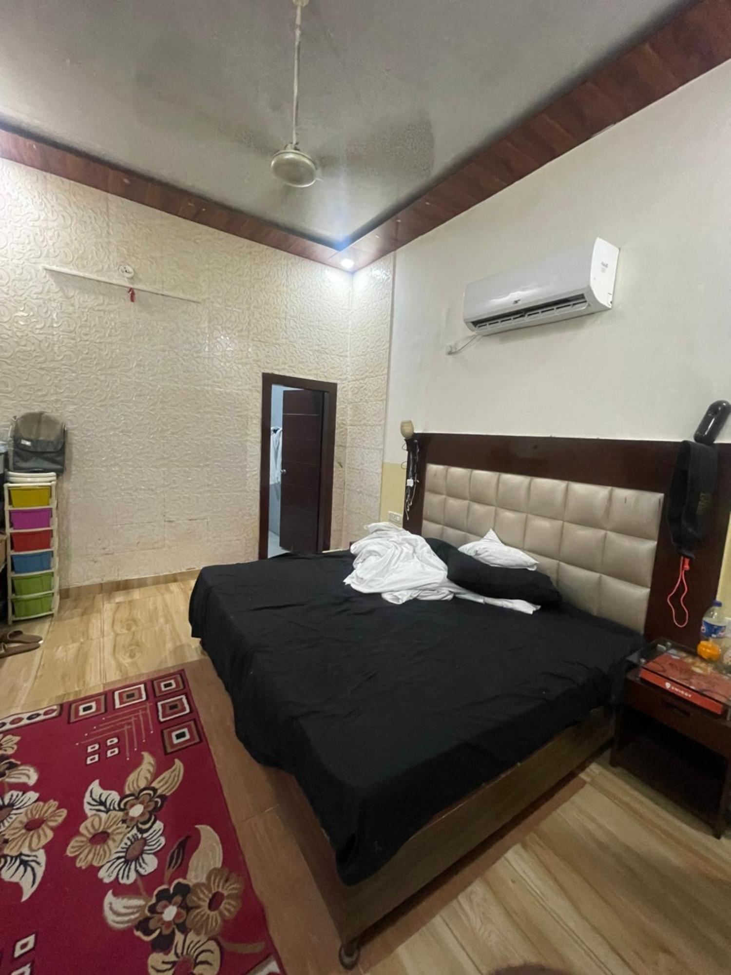 Hotel Fusion Best Rooms Agra  Exterior photo